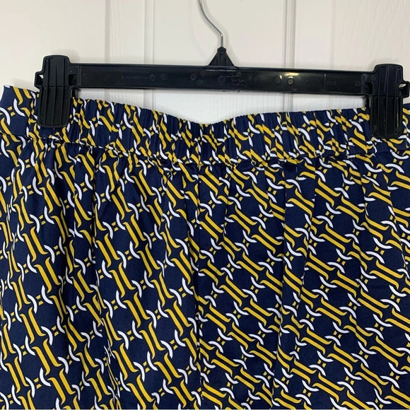 Boden Danby Pull-on chain print ankle stretch pants size 4P - Picture 7 of 15